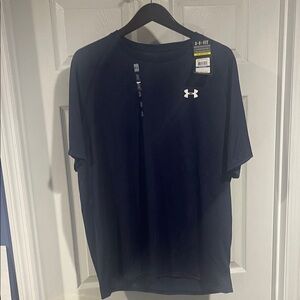 NWT Under Armour Men's Lot Heather Gray Short Sleeve Tee and a XL Blue